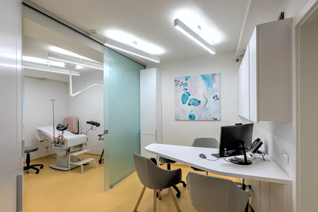 Consultație de ginecologie la Centrul Medical Halmasan Cluj-Napoca