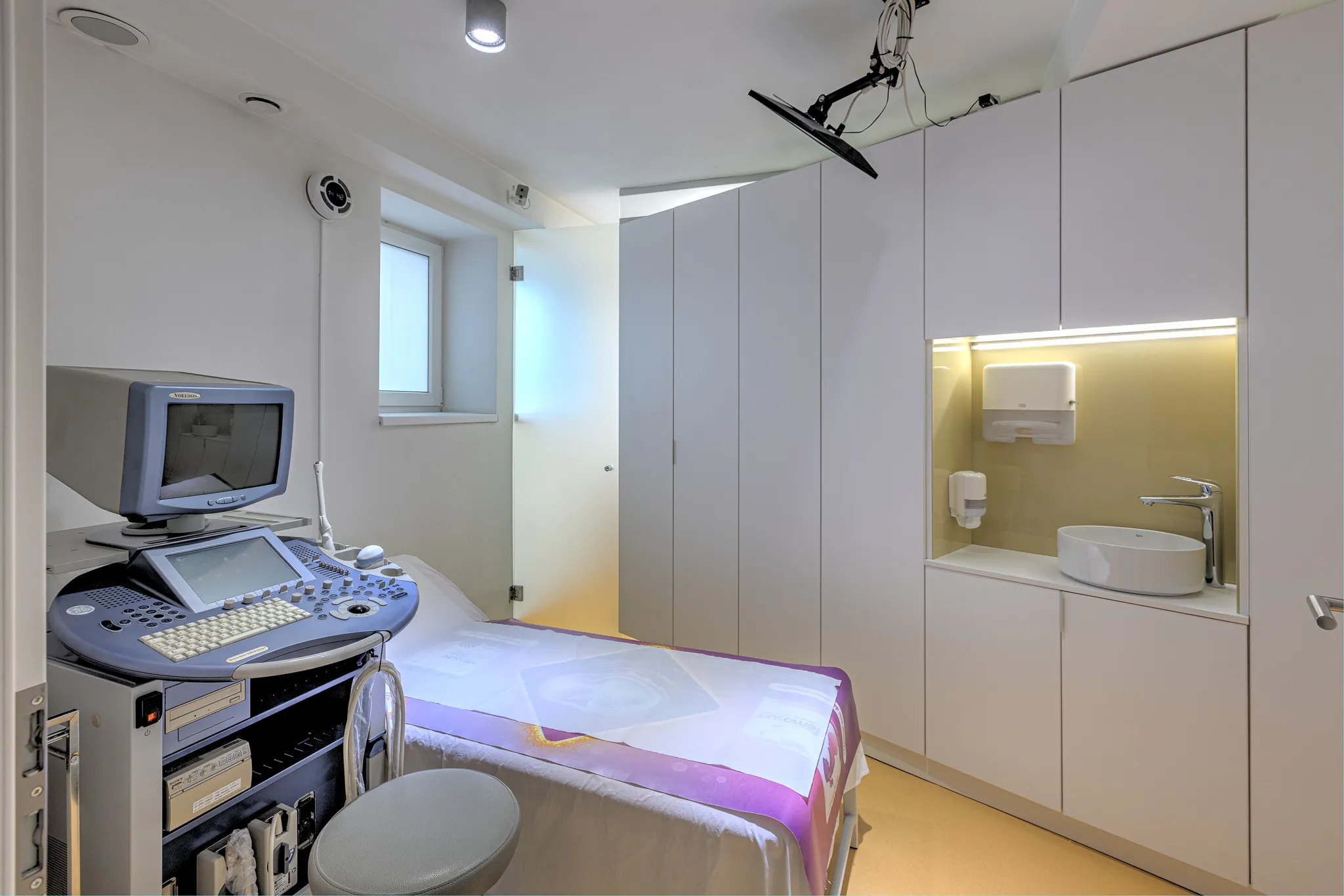 Consultație de endocrinologie la Centrul Medical Halmasan Cluj-Napoca